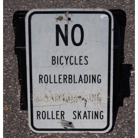 No Bicycles Rollerblading Roller Skating Verkehrsschild USA