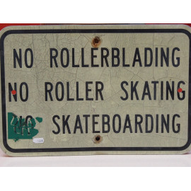 No Rollerblading Blechschild